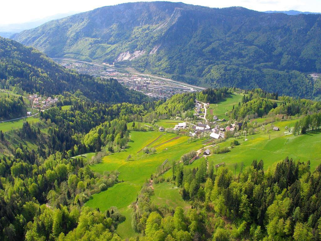 Penzion Pr' Betel Jesenice Eksteriør bilde